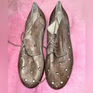 NWOT leather shoes